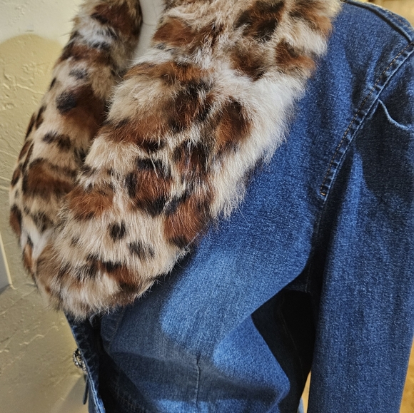 Berer Jean Jacket Fur Collar - Picture 5 of 10